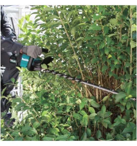 Makita Akku-Heckenschere XGT, 40V Max., 60 Cm, 23,5 Mm, Akku, Ladegerät 2 Makita Akku-Heckenschere XGT, 40V Max., 60 Cm, 23,5 Mm, Akku, Ladegerät – Bild 2