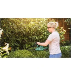 Bosch Akku-Heckenschere EasyHedgeCut 18-45 Mit 1x Akkupack, Ladegerät, Messerabdeckung -Makki Geschaft heckenschere akku 904505 czm