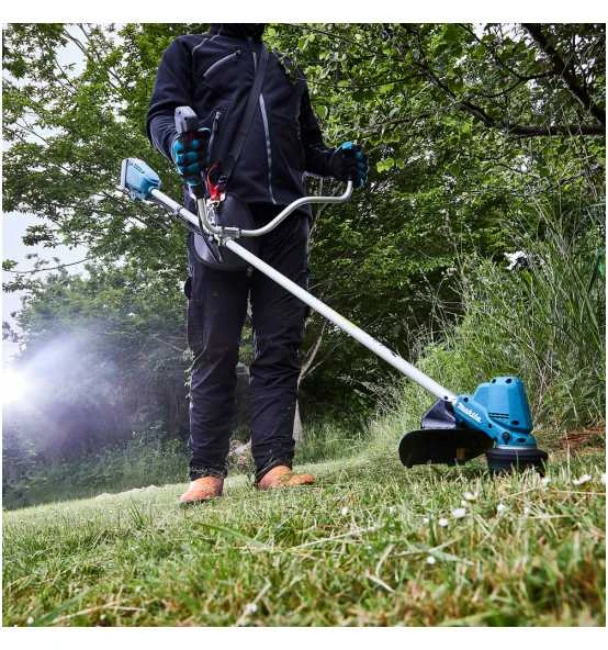 Makita Akku-Rasentrimmer 18V, 3.500-6.000 Min, 230/255/300 Mm, Inkl. Zubehör, Schultergurt 4 Makita Akku-Rasentrimmer 18V, 3.500-6.000 Min, 230/255/300 Mm, Inkl. Zubehör, Schultergurt – Bild 4