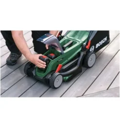 Bosch Akku-Rasenmäher UniversalRotak 2x18V-37-550, Solo -Makki Geschaft rasenmaeher akku 1473503 czm